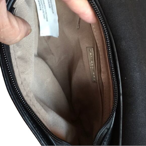 Crossbody bag black with 2 straps turn lock closure - Picture 4 of 8